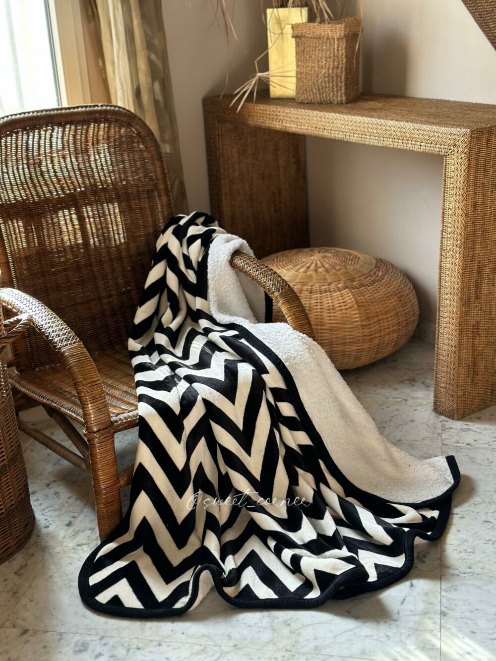 Shop Primary Image Shop Primary Image