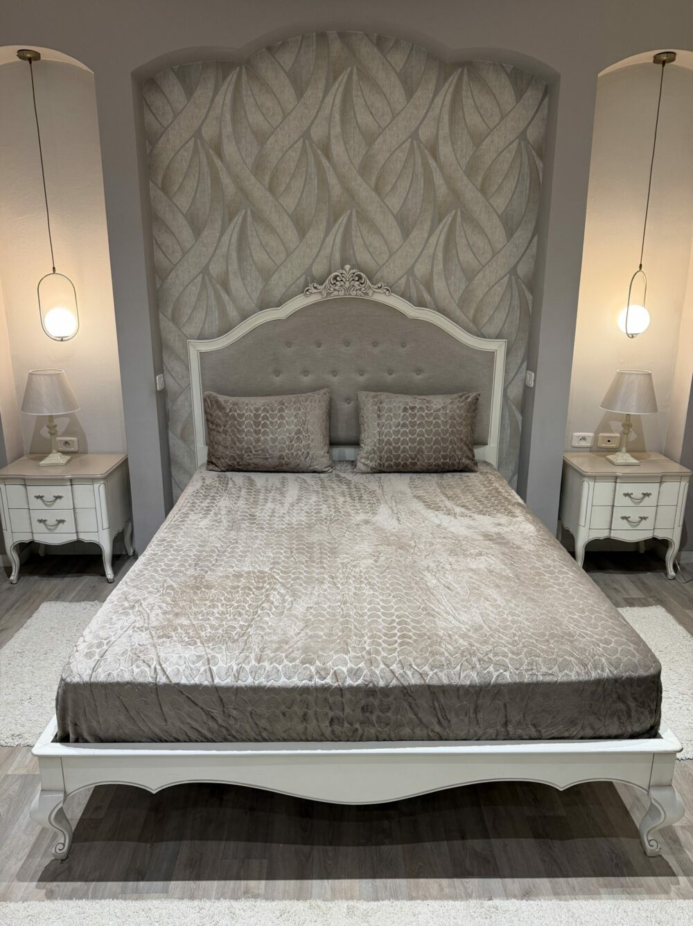 Shop Primary Image Shop Primary Image