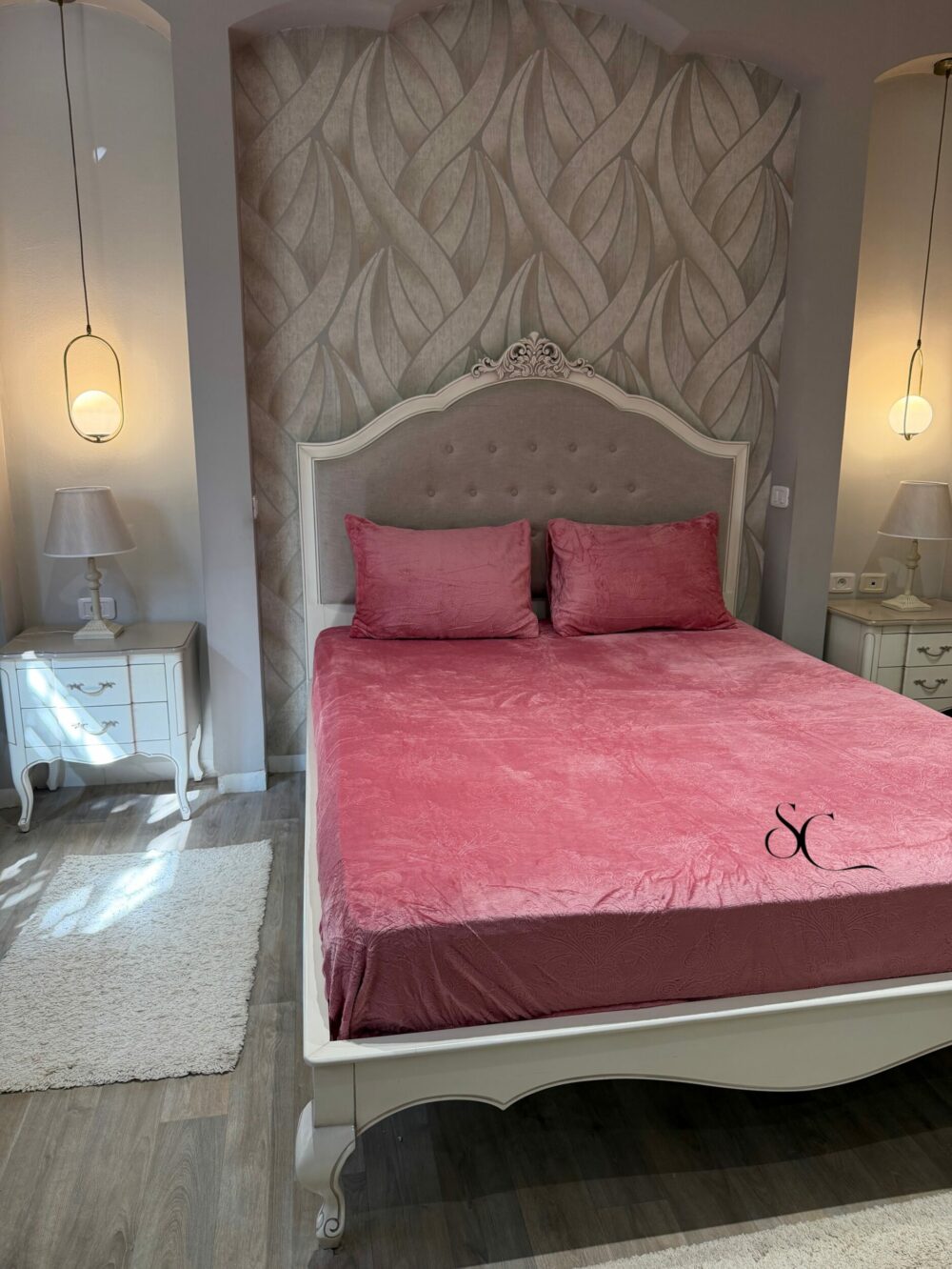 Shop Primary Image Shop Primary Image